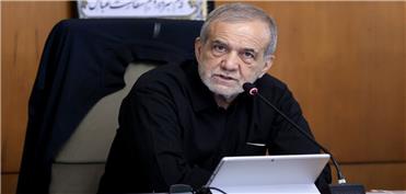 افتتاح کارخانه تیتانیوم کهنوج/ رئیس جمهور: نزدیکی کارخانه و معادن به خلیج فارس مزیت خوبی است