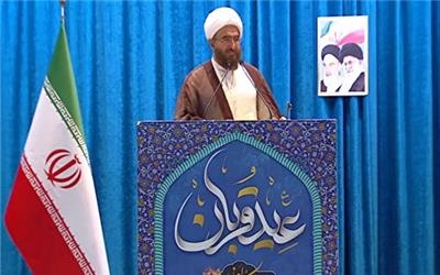 خطیب نماز عید قربان: مطالبه ما، اجرای کامل قانون عفاف و حجاب است