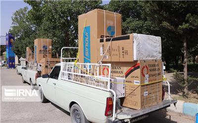 120 سری لوازم خانگی به خسارت‌دیدگان از سیلاب تابستانی کرمان اختصاص یافت