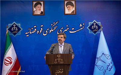 بازداشت 35 نفر از سرکردگان حادثه تروریستی کرمان/ سیلی سخت سپاه به عوامل تروریستی قابل تحسین است