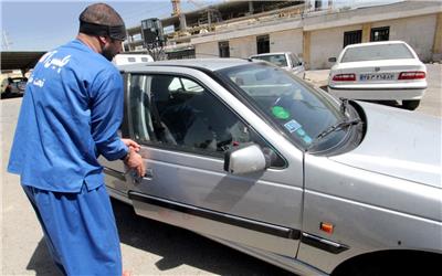 دو سارق خودرو با 13 فقره سرقت در کرمان دستگیر شدند.